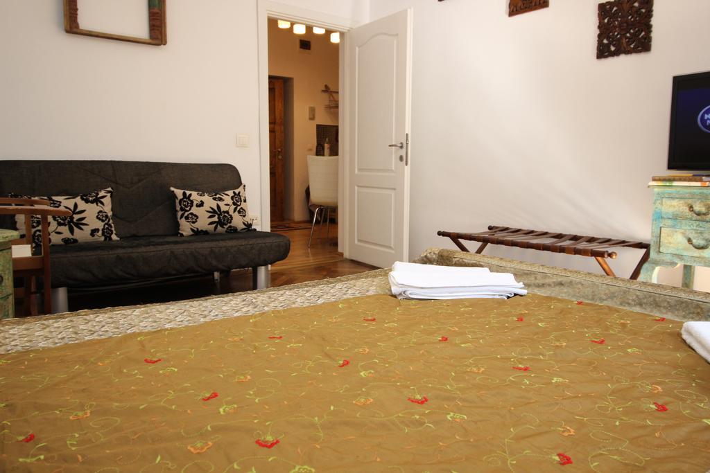 Versus Art Studio Brasov Room photo