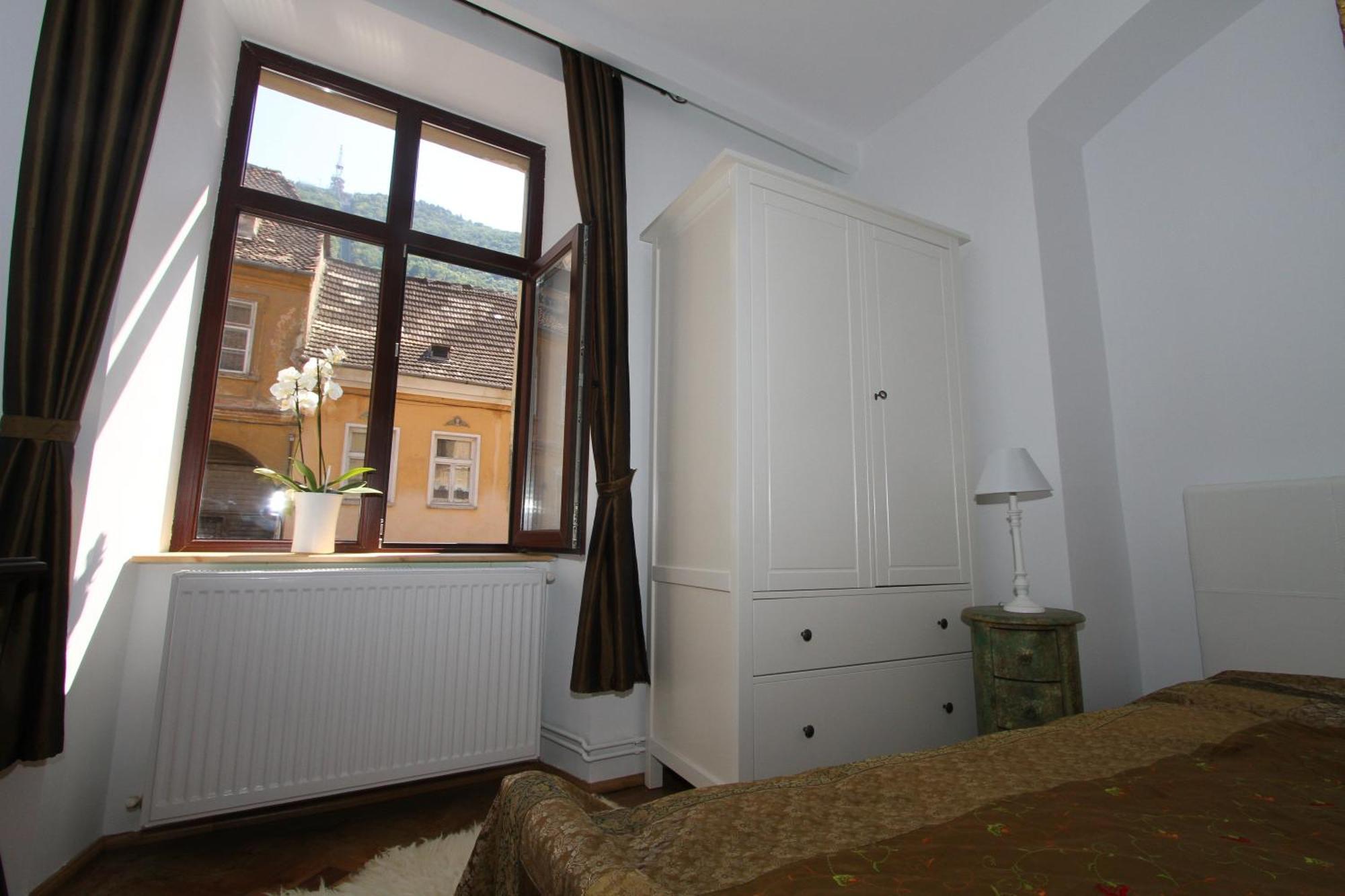 Versus Art Studio Brasov Exterior photo